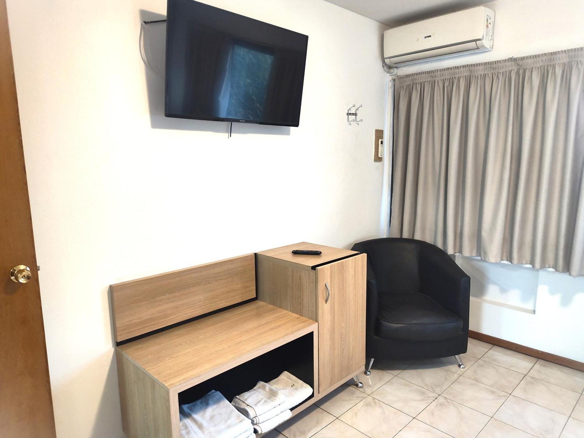 Premium Mendoza Apart Hotel Exterior photo